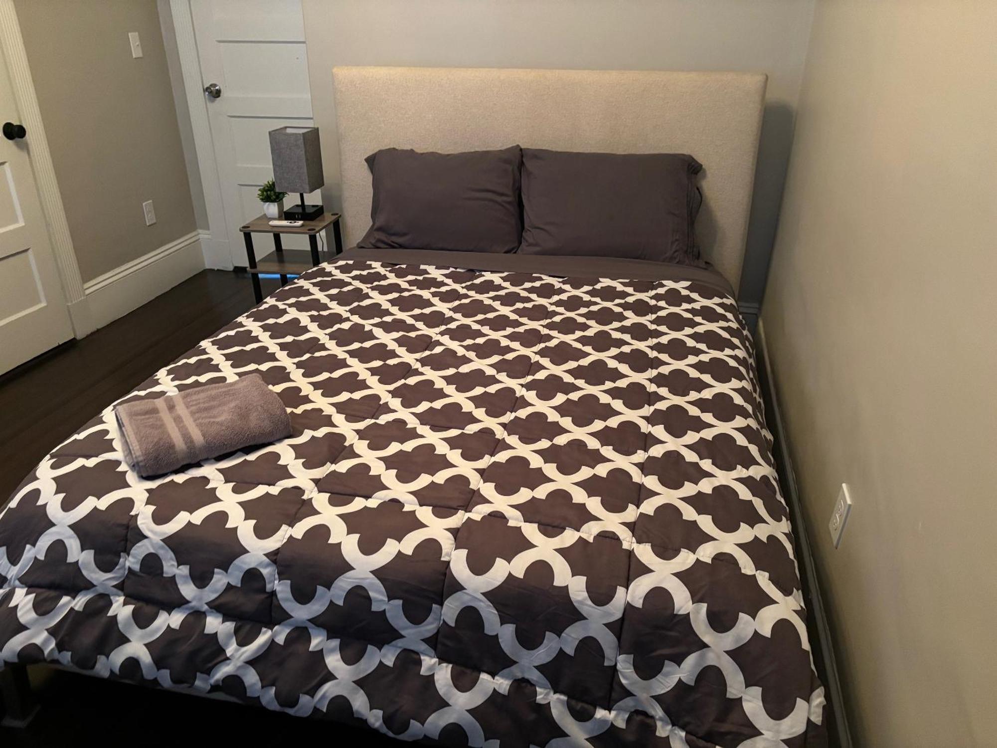 Homestay B&B In Boston - 3 Locations In Dorchester 外观 照片